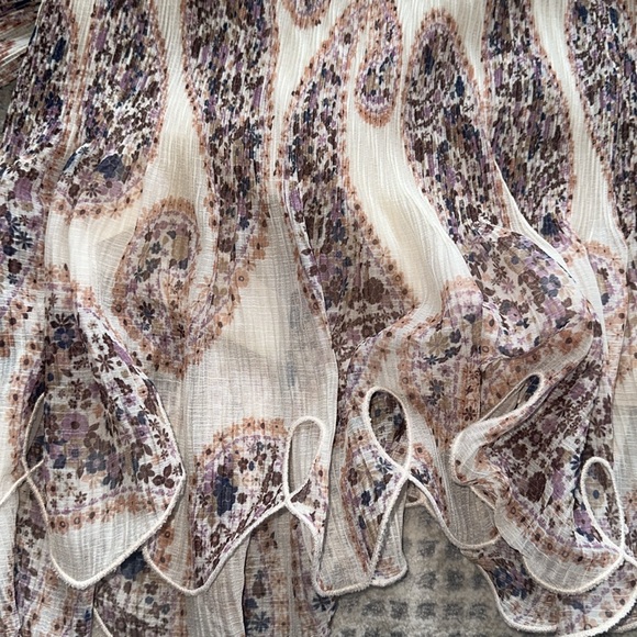 See By Chloe Printed Long Sleeve Blouse - Picture 2 of 3